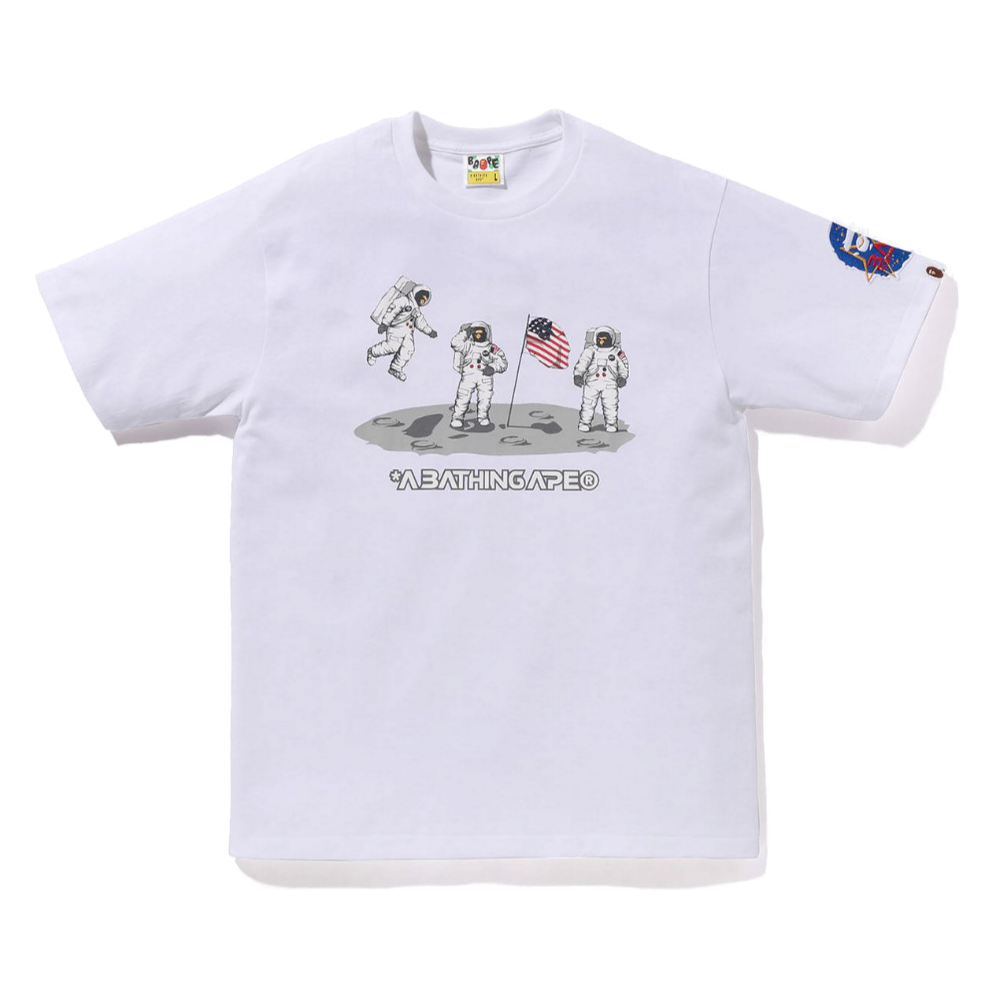 베이프 반팔티 MOON LANDING TEE 1K70-110-015 - 상품 이미지