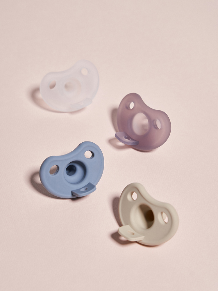 마더케이 올실리콘 쪽쪽이 공갈젖꼭지 노리개 화이트(투명) (케이스포함)/색 선택