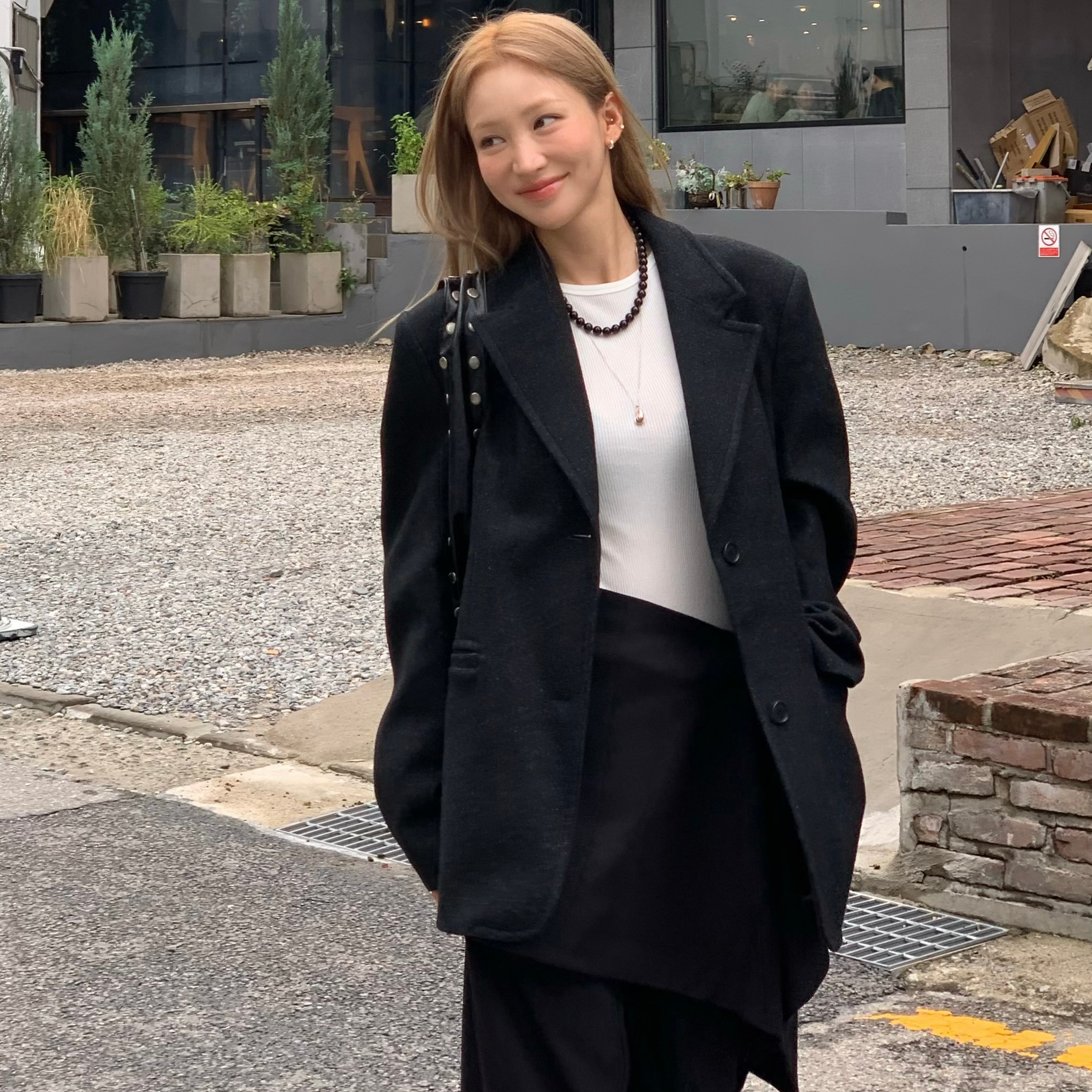 wool over-fit blazer (black) - 메인 이미지