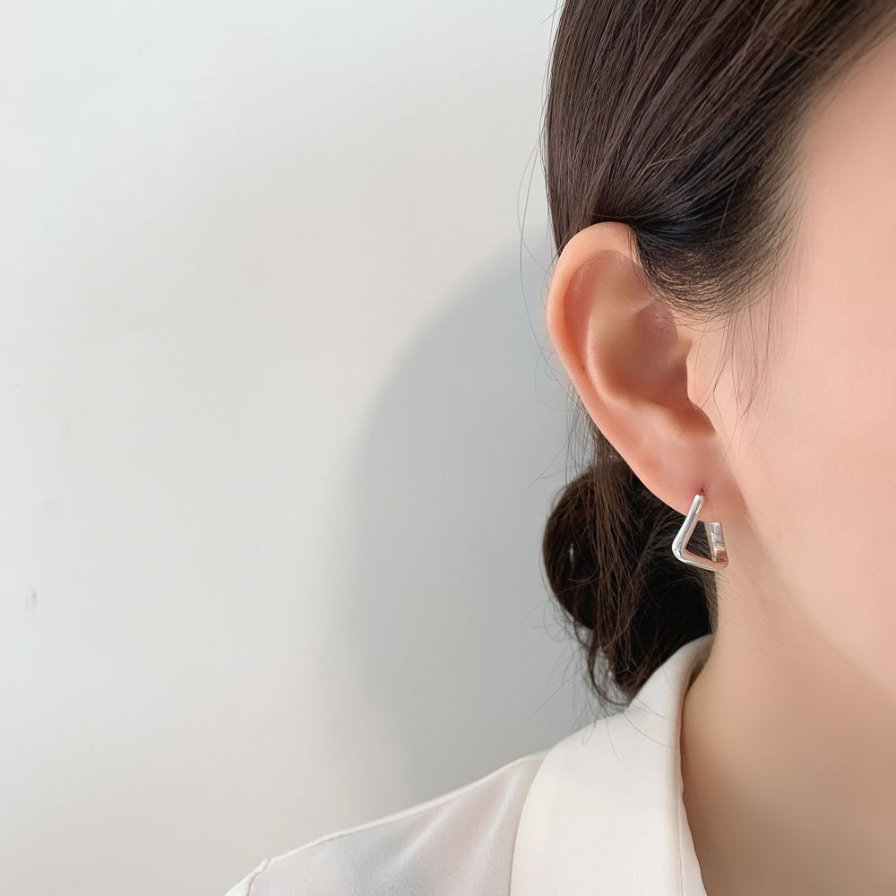 실버925 비대칭 사각 원터치 은 귀걸이 - 상세 이미지 5