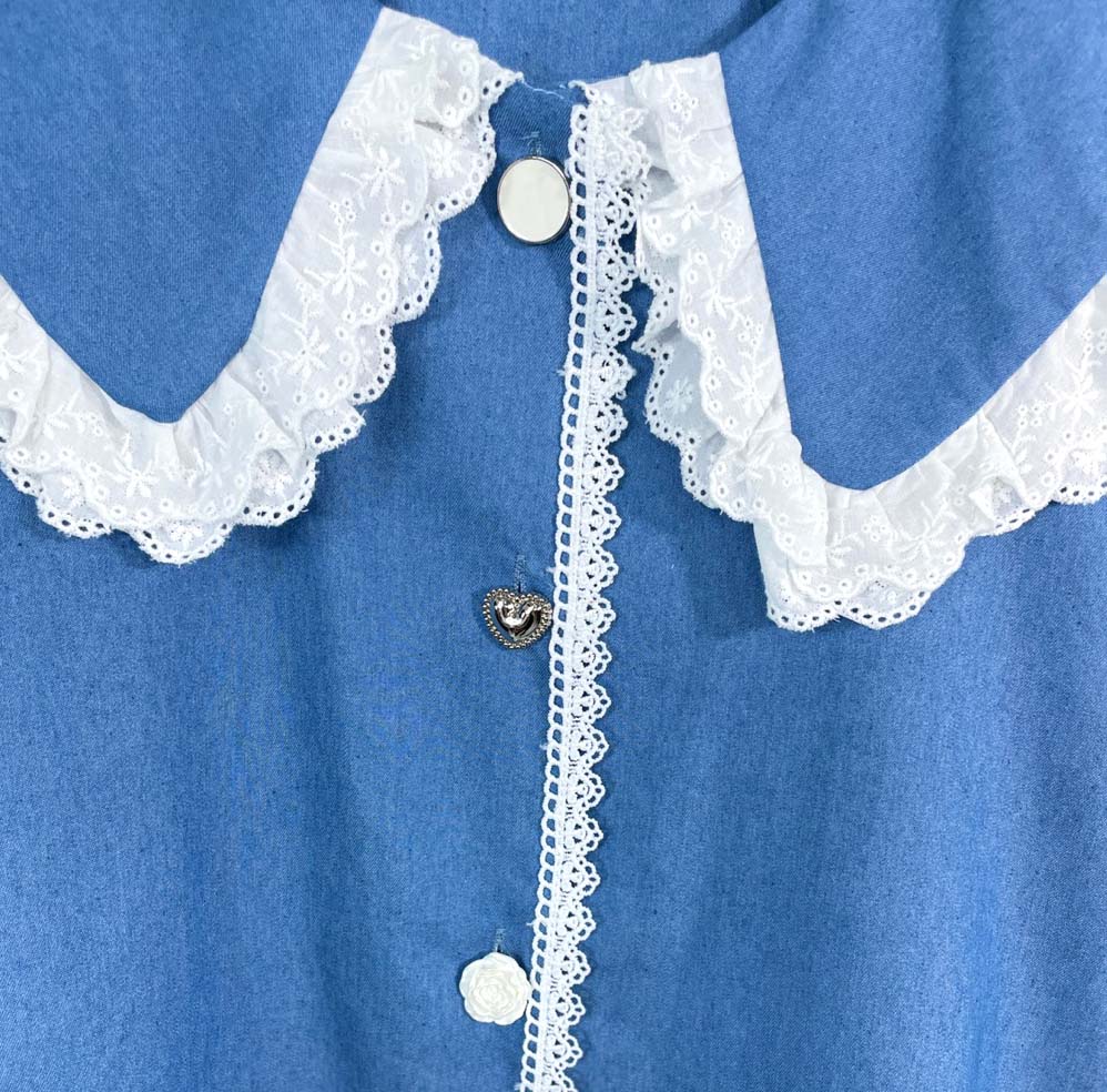 여자여자몰 레이스테이프 펀칭프릴 세라카라 청블라우스 보석단추 데님셔츠 가을 - 상세 이미지 4