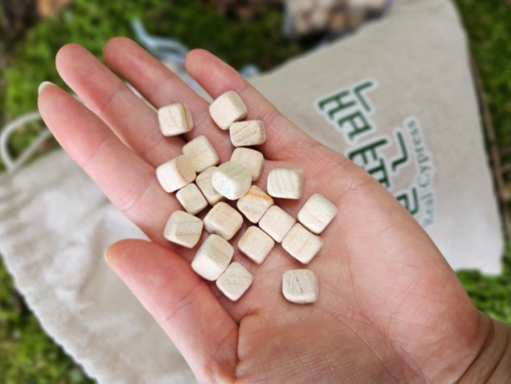 편백나무 큐브 우드 칩 베개 속 충전재 천연 제습 방향제 800g