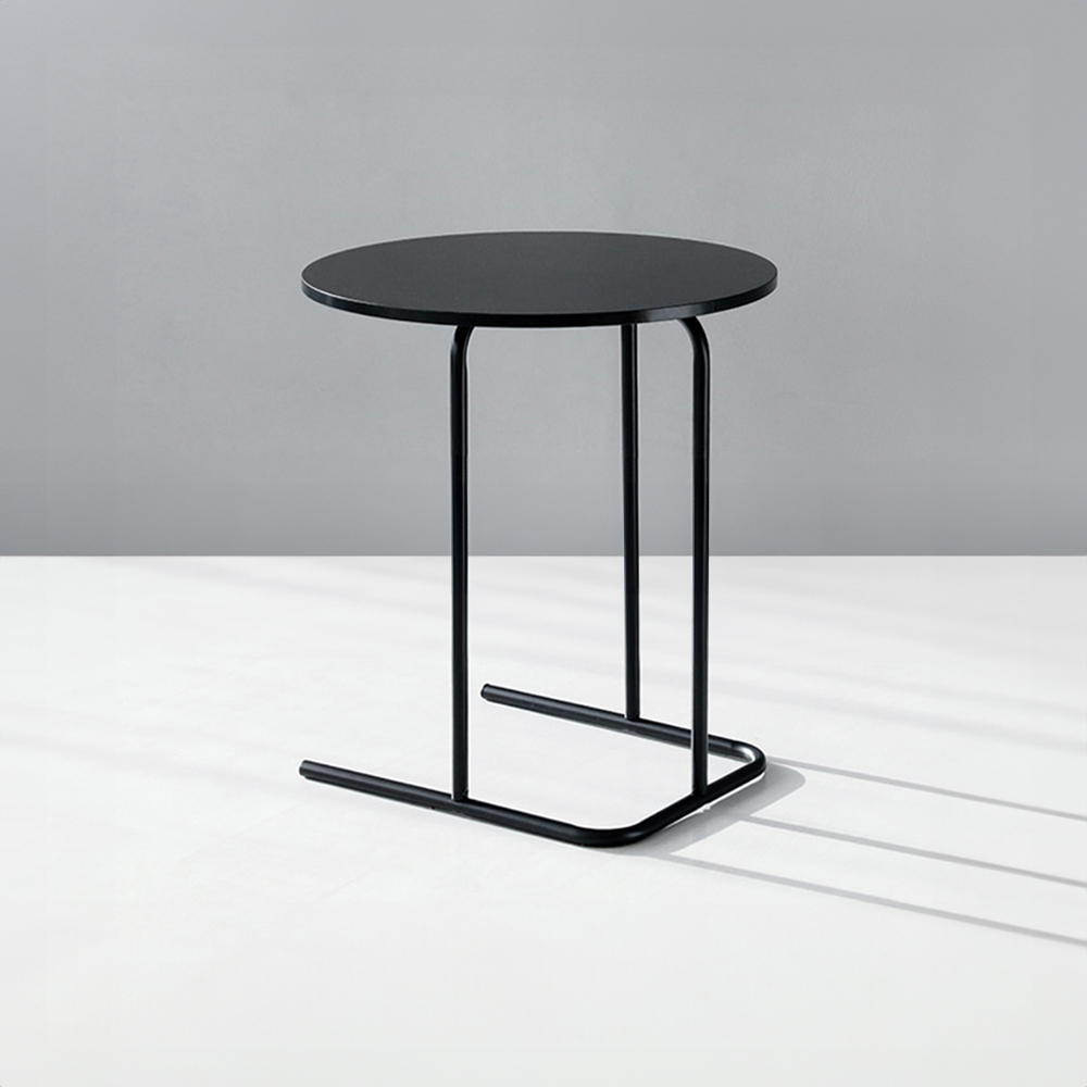 두게드 사이드테이블 원형 D55 블랙 0629.7034