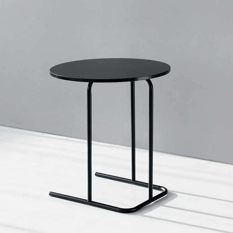 두게드 사이드테이블 원형 D55 블랙 0629.7034