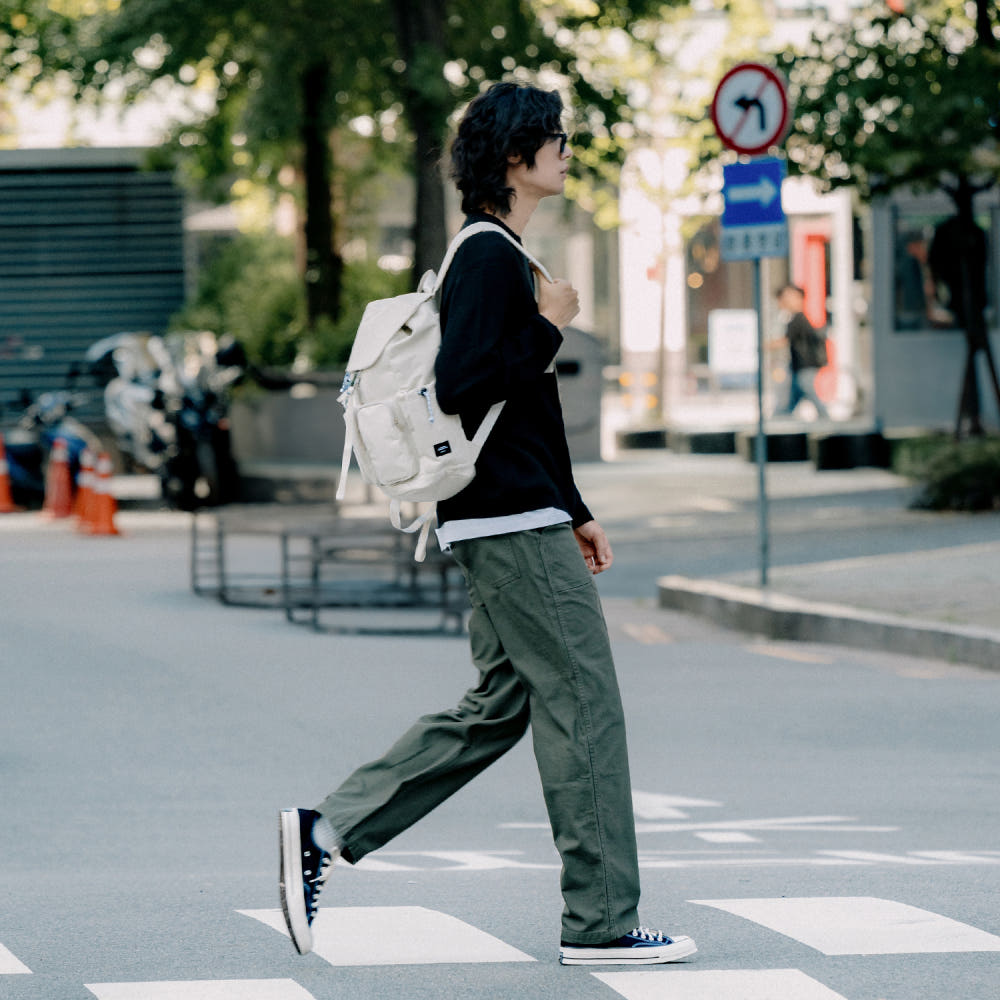 에가든 백팩 세부 디테일