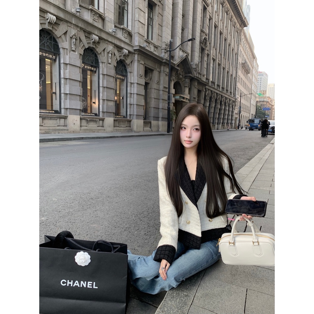 지옥에서 온 판사 1화 박신혜 자켓 화이트 강빛나 모던 루즈한 의상 옷 패션 - 상세 이미지 3