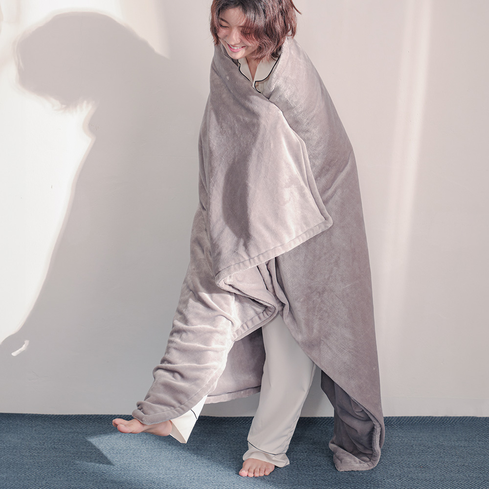 [9시간 온열] 허그밍 극세사 전기담요 이불 사무실 캠핑 발열 온열담요 열선 전자 1인용