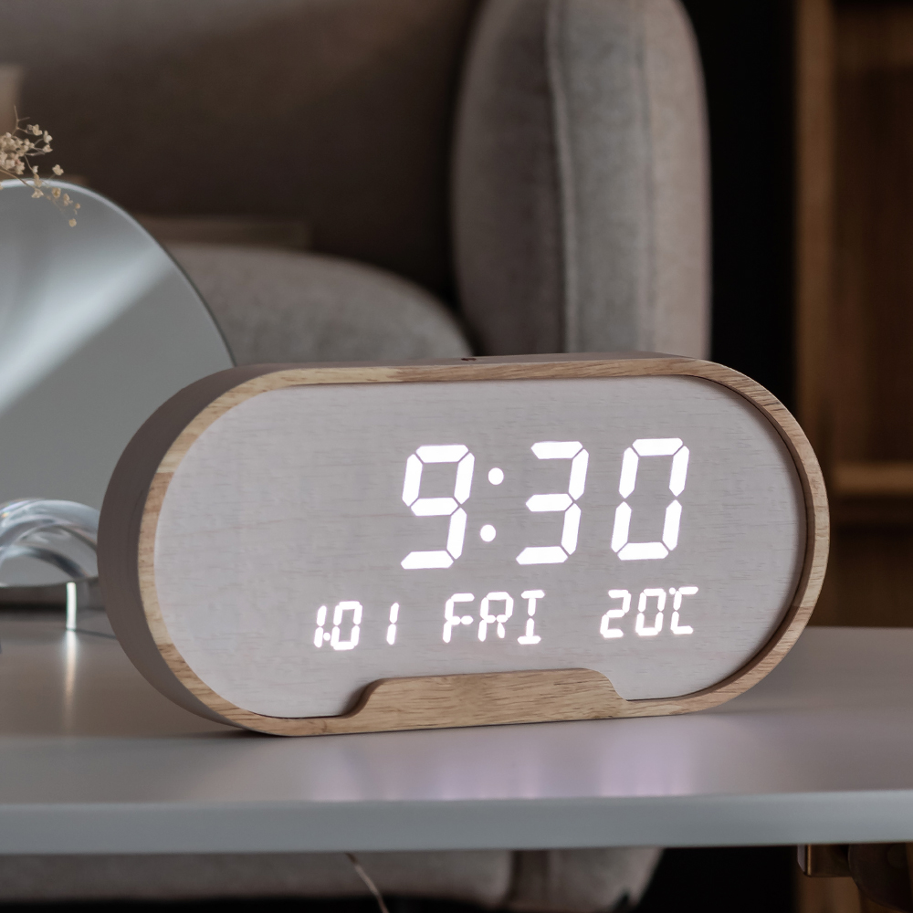 플라이토 우드 LED 알람 디지털 전자 탁상시계 무소음 인테리어 온도 날짜 캘린더 타원