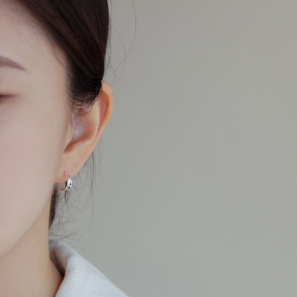 실버925 달 민자 스터드 은 귀걸이 볼드 - 상세 이미지 3