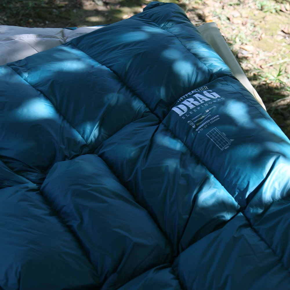 어반캠퍼 다우니페더 드래그 덕다운 캠핑 침낭 오리털 충전재 2400g, 브론즈