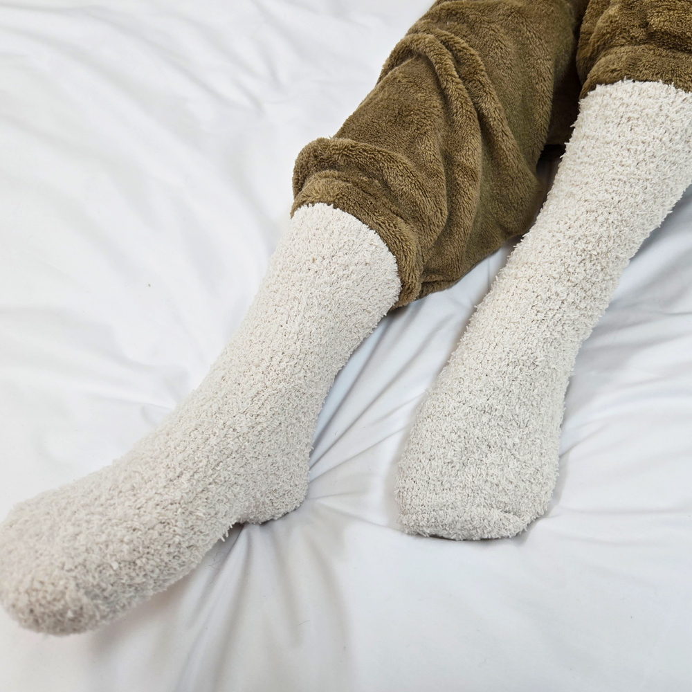 여성 겨울 수면 양말 보온 귀여운 무지 털양말 수족냉증 선물 흰색 무압박