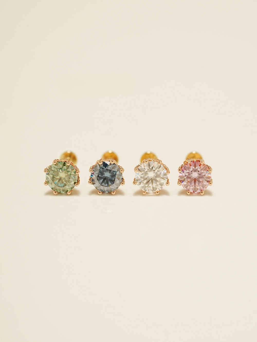 [0.8mm]14K 인터널 모이사나이트 다이아 퀸 라블렛 피어싱 귀걸이 - 상세 이미지 3