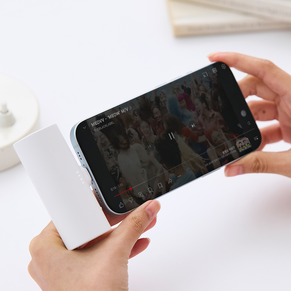 1+1 일체형 도킹 보조배터리 5000mAh ST-BB5000 - 상세 이미지 4