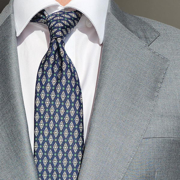 제임스핏 화려한 디자인 아가일무늬 남성 정장 수동넥타이 네이비 패턴
