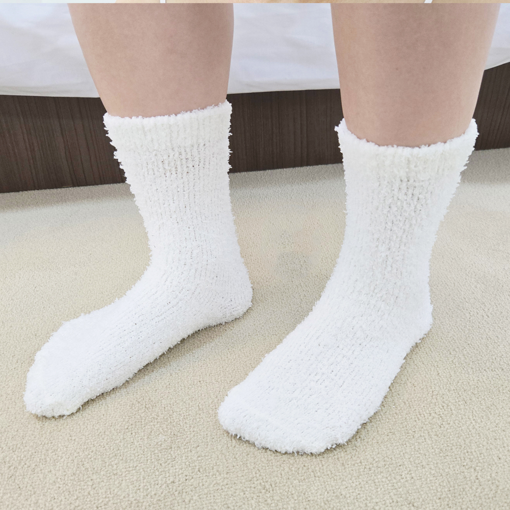 여성 겨울 수면 양말 보온 귀여운 무지 털양말 수족냉증 선물 흰색 무압박