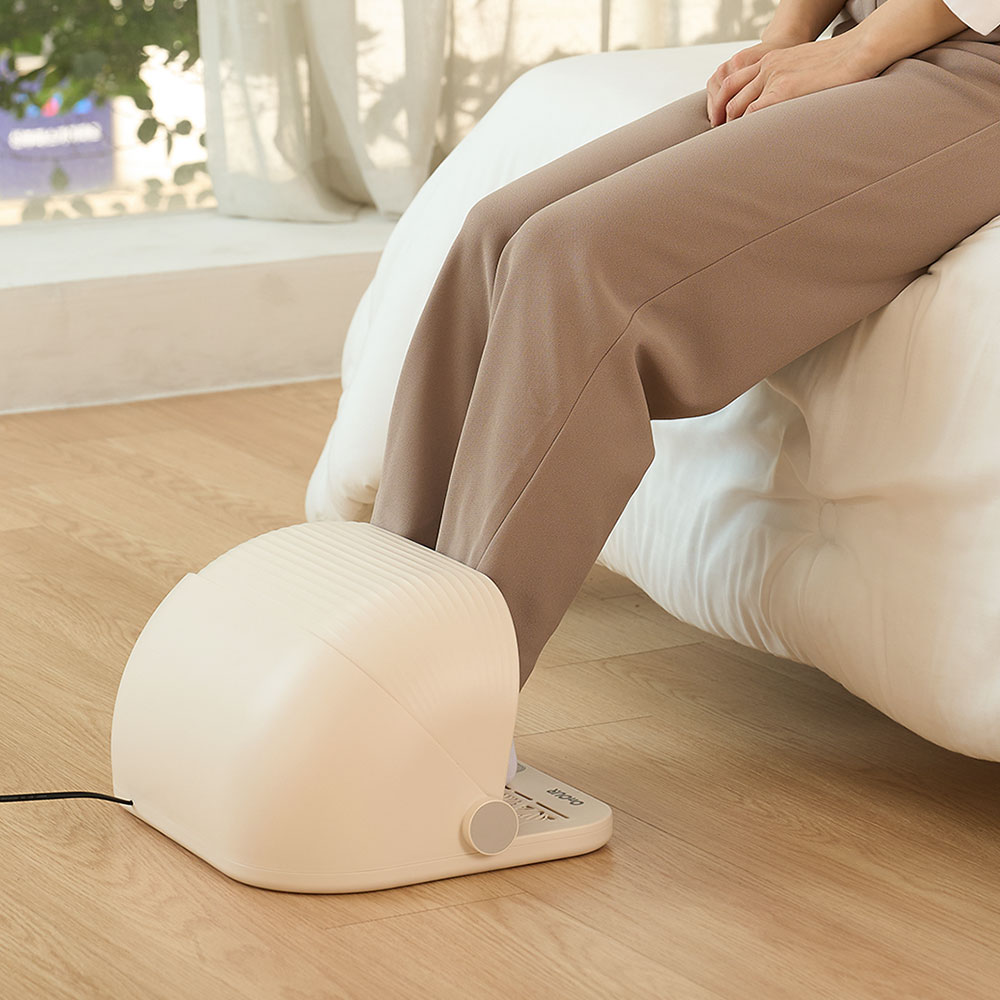 온아워 사무실 발난로 전기 히터 그래핀 발 온열기 가정용 미니 난방기 책상 히팅패드 풋워머