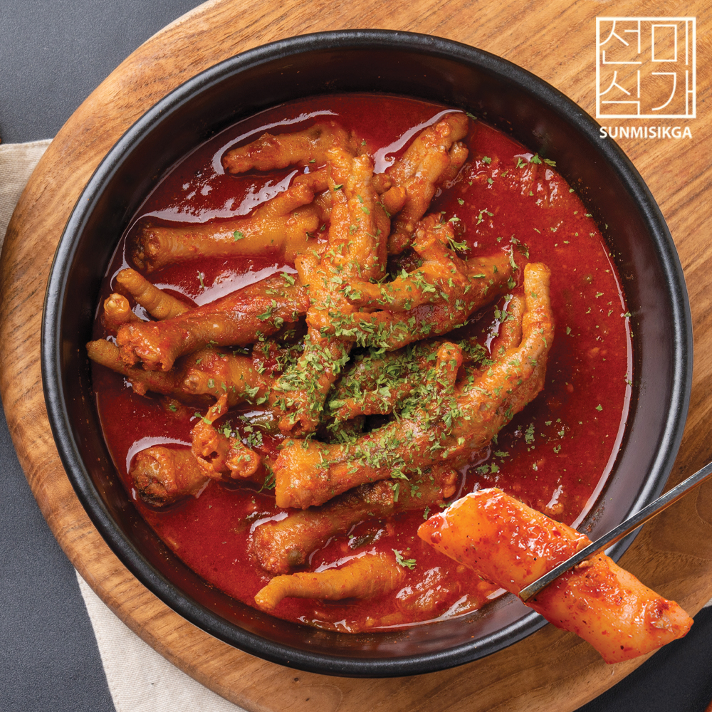 100% 국내산 국물 통뼈 닭발 1팩 + 직화통뼈닭발 1팩  (떡사리포함)