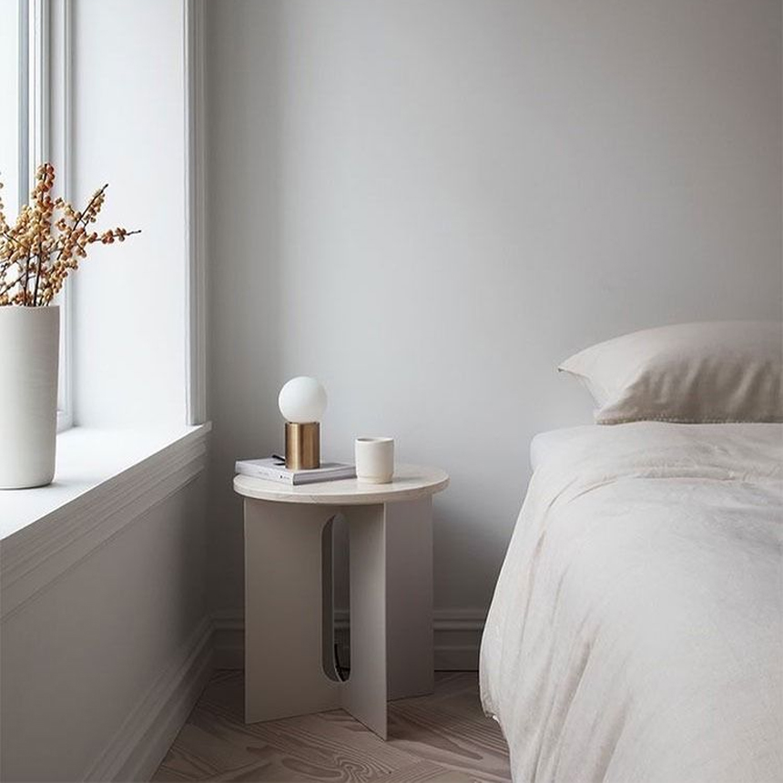 안드로진 사이드 테이블 침대 미니 협탁