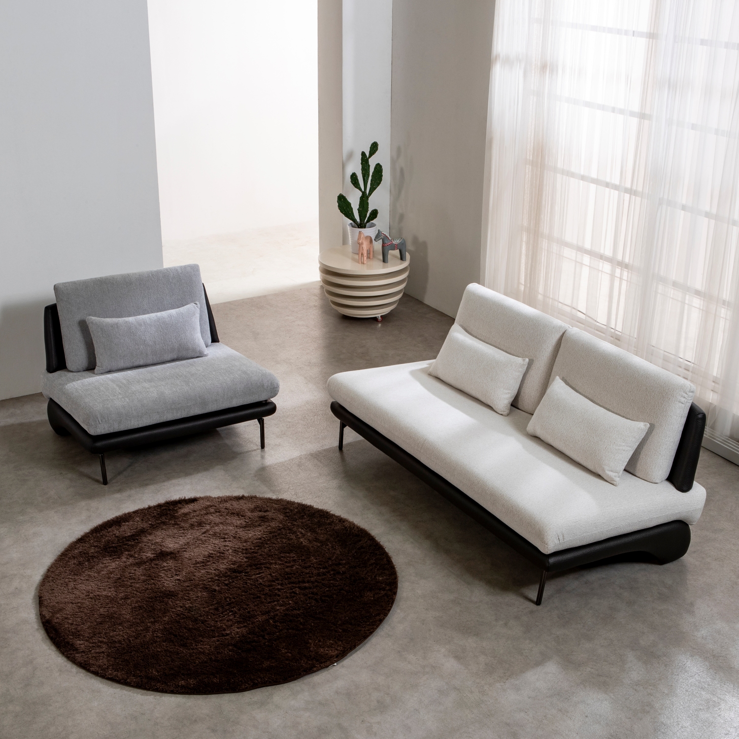 수아브 루디 부클레 레이븐 3인 패브릭 소파 팔걸이 없는 소파