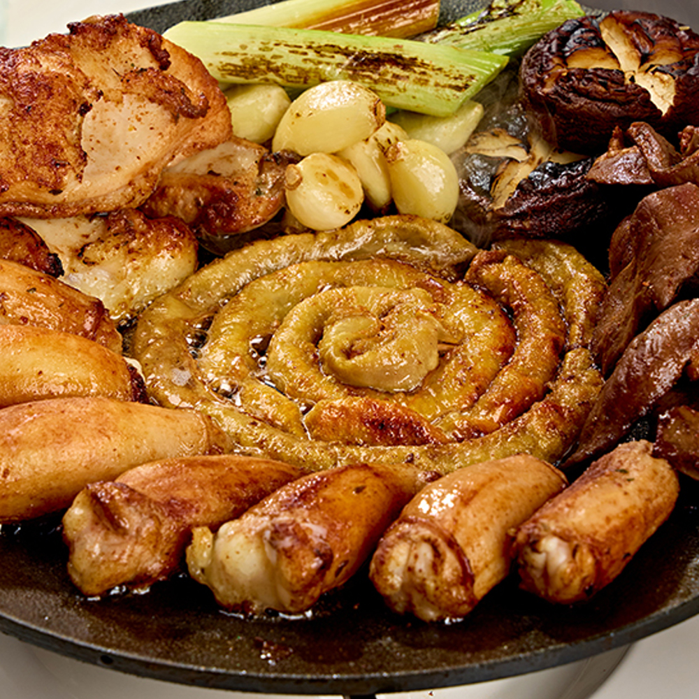 정아네곱창 모듬한판 소 초벌 곱창구이 대창 막창 염통 760g 술안주 캠핑