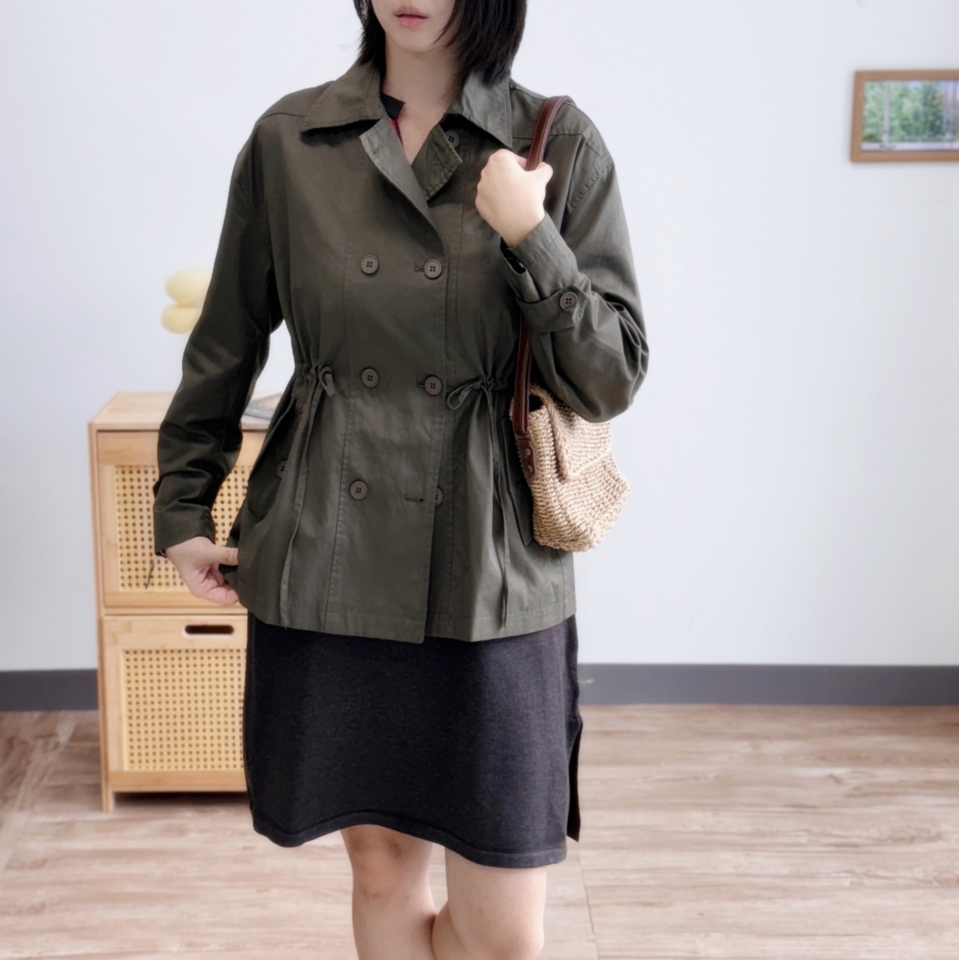 여성 숏트렌치코트 짧은바바리 간절기자켓 - 상세 이미지 2