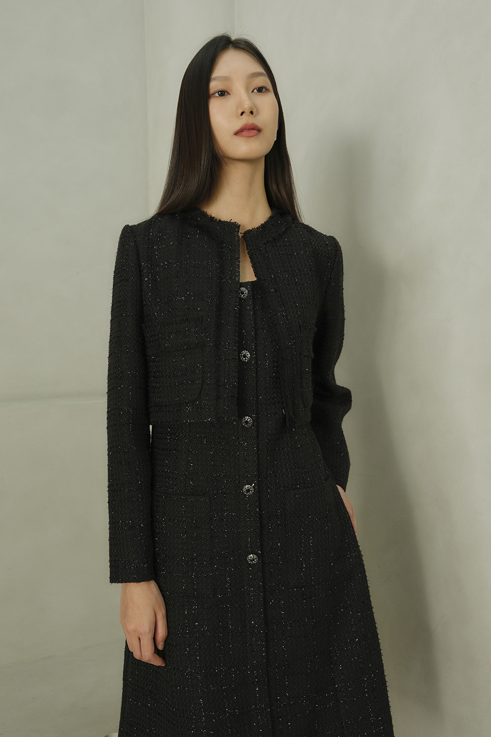 JANE Long sleeve Fringe Tweed Cropped Jacket_black - 상세 이미지 4