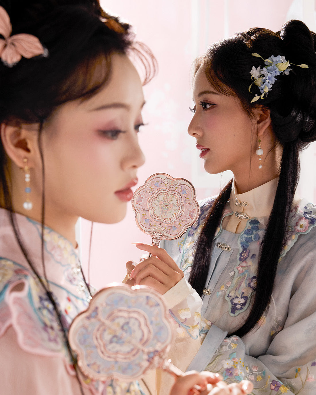 플라워노즈 버터플라이 클라우드 손거울 - 상세 이미지 4