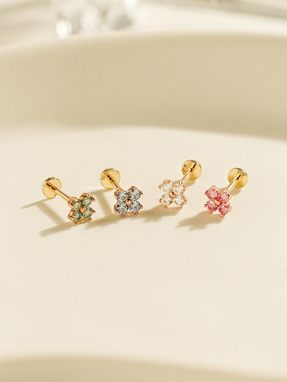 [1mm/1.2mm]14K 인터널 모이사나이트 다이아 네잎 꽃잎 라블렛 피어싱 - 상세 이미지 2