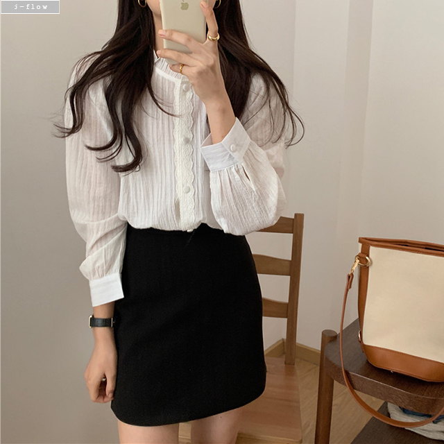 레스더 레이스자수 프릴 스탠드넥 코튼 블라우스 1col 봄 가을 로맨틱 퍼프 제이플로우 이미지 6
