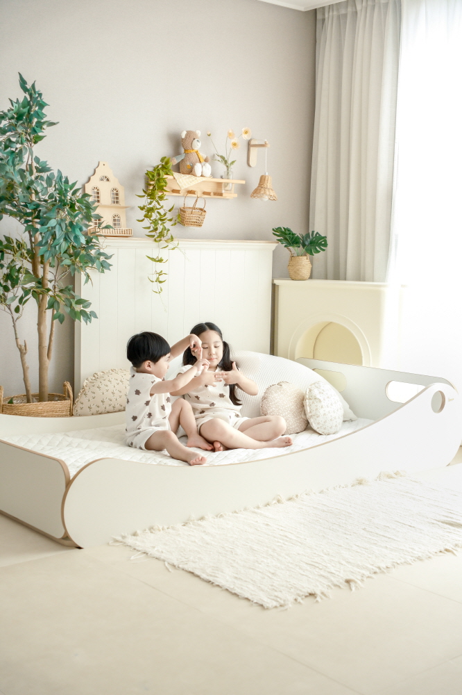 베베조아 아기 저상형 침대 프레임