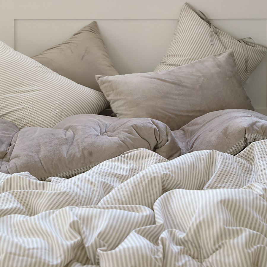 극세사이불 겨울 차렵이불 이음선없는 광폭 옥수수솜 시티팝 스트라이프 4색상 단품 SS