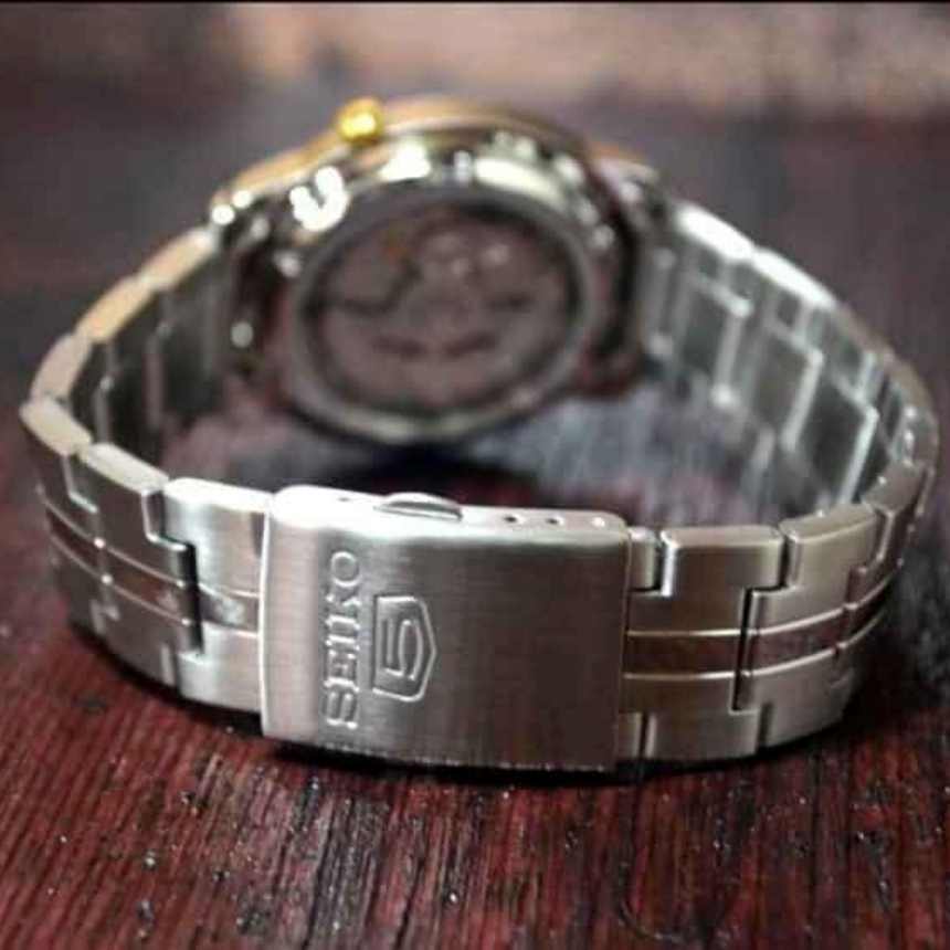 세이코 SEIKO 오토매틱 흰판 금장 남자 손목 캐주얼 시계 SNKL77 - 상세 이미지 5