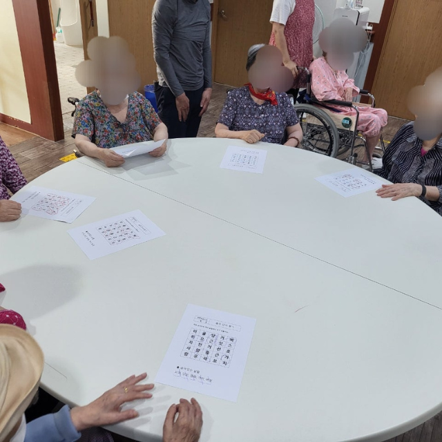 브로몰딩 원형 테이블 접이식 야외테이블 식탁 카페 행사용 1220 1520 1820