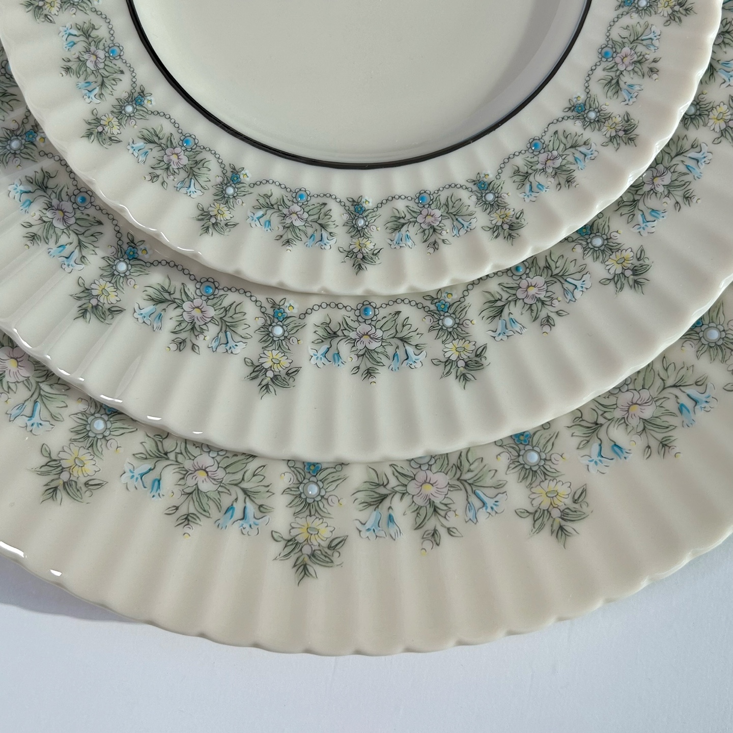 레녹스 비컨힐 플레이트 빈티지접시 예쁜그릇 파스타 홈카페접시 수입그릇 브레드