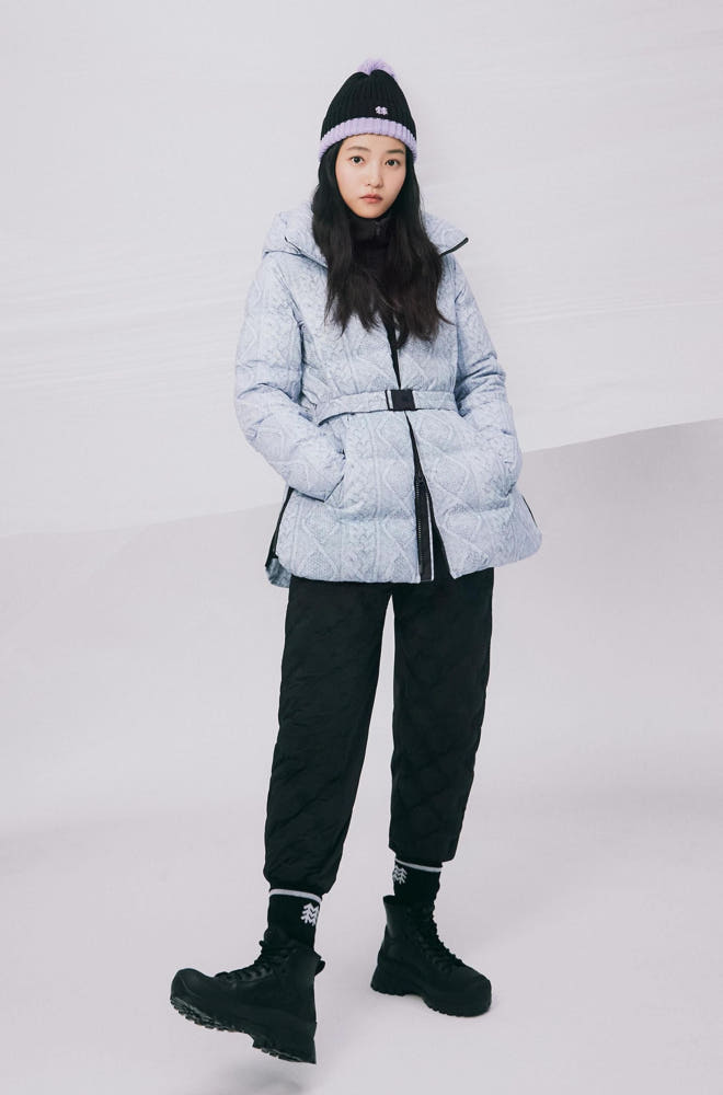 [코오롱스포츠] 여성 쿠치 프린트 다운 쿠치_JKJDW22256LBL : 팩토리 몰