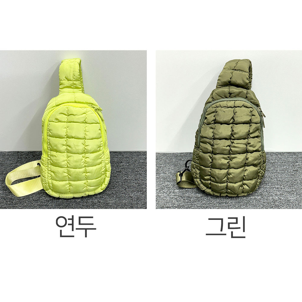 캐주얼 패딩 퀄팅 슬링백가방 옆으로 앞으로 매는 가방 와플 미니 가을 겨울 크로스백 - 상세 이미지 5