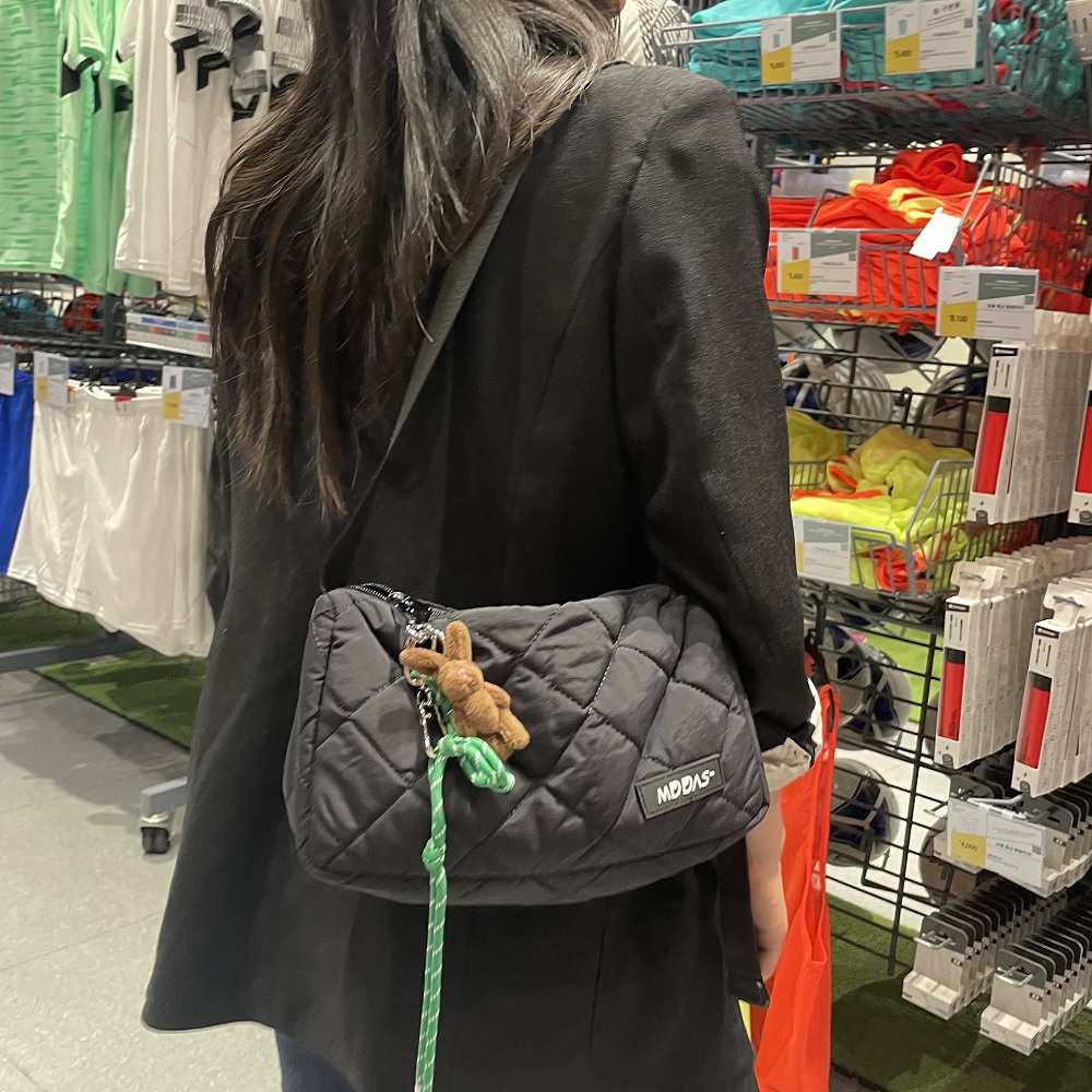 사각 퀼팅 여행용 크로스백 가벼운 보부상 유럽여행가방 핸드폰 패딩 크로스 나일론 미니백