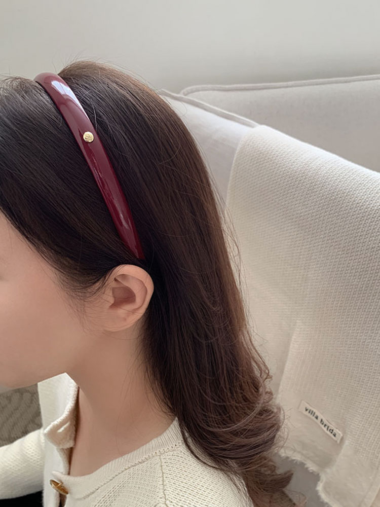 [마지막입고]에나멜 슬림 헤드밴드 - 여성 유광 가죽 고급헤어밴드 무지 얇은 귀안아픈머리띠