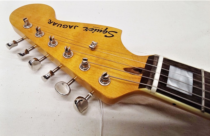 펜더 Fender 스콰이어 클래식 바이브 70's 재규어 일렉기타 374090500 이미지 8