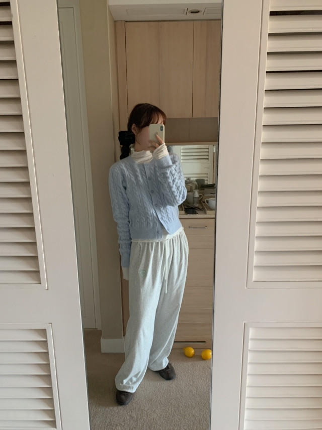 ✨후기극찬!💕URBANE MADE💕 조이 크롭 케이블 알파카 꽈배기 가디건 (3c) 상세 이미지 131