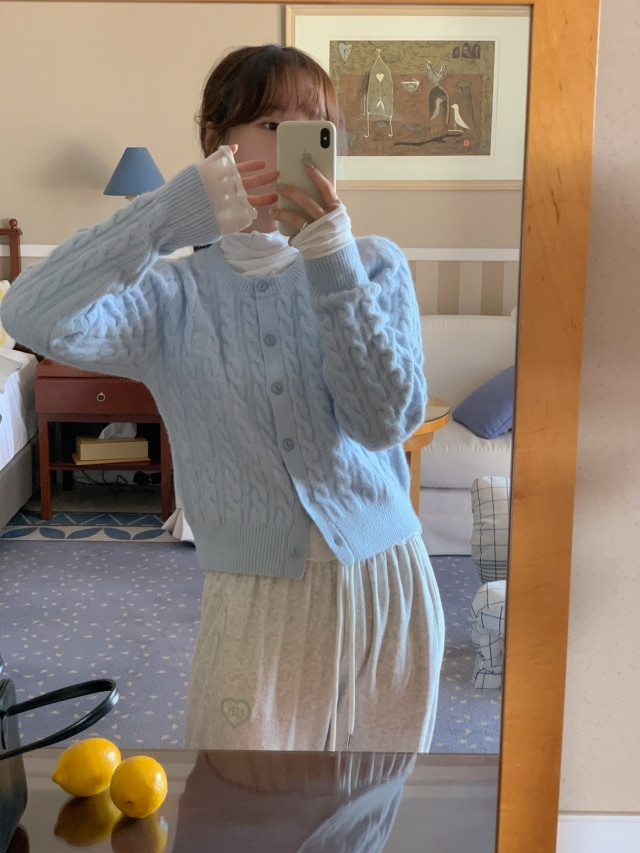 ✨후기극찬!💕URBANE MADE💕 조이 크롭 케이블 알파카 꽈배기 가디건 (3c) 상세 이미지 142