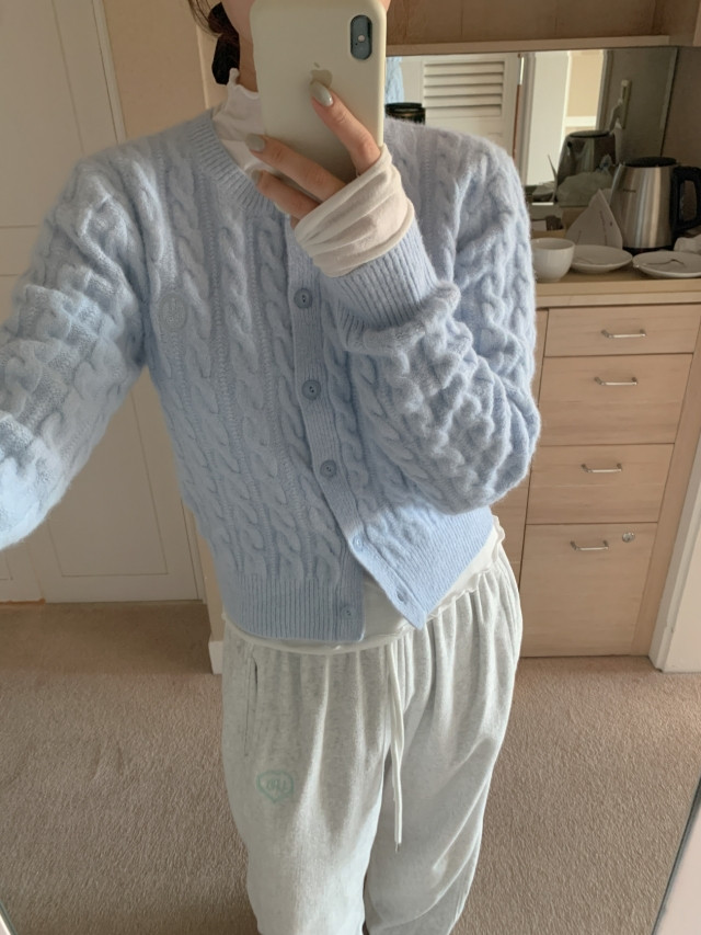 ✨후기극찬!💕URBANE MADE💕 조이 크롭 케이블 알파카 꽈배기 가디건 (3c) 상세 이미지 130