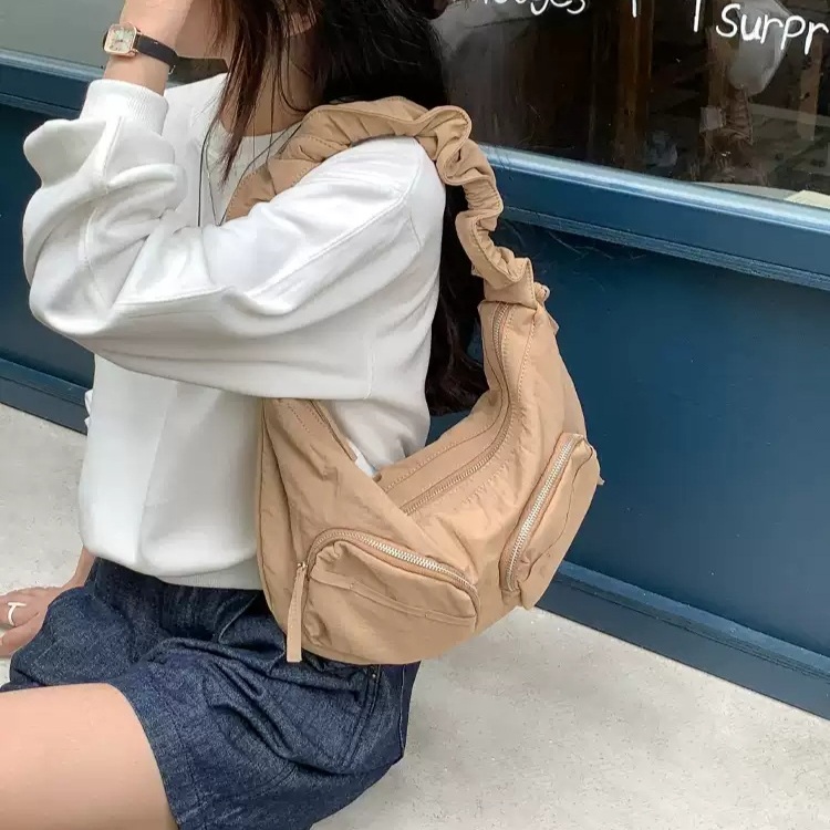 나의 해리에게 3화 신혜선 토트백 가방 주은호 캐주얼 나일론 의상 옷 패션 - 메인 이미지