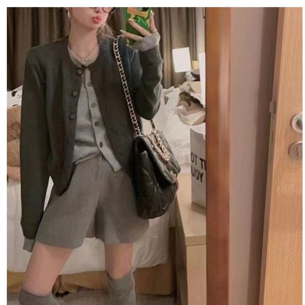 라운드 넥 버튼 레이어드 니트 가디건 이미지 6