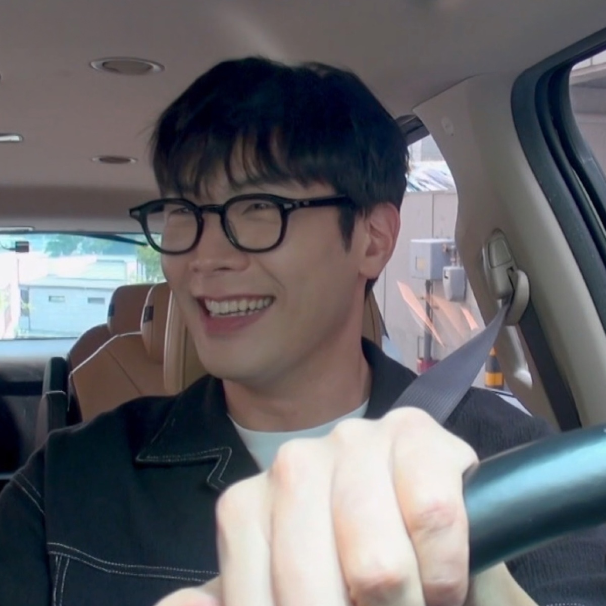 [슈퍼적립] 뮤지엄바이비컨 안경 뮤지엄35 81 남자 여자 아넬형 클래식 데일리 뿔테안경 - 상세 이미지 2