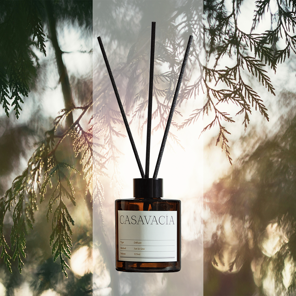 잉글리쉬 오크 앤 헤이즐넛 디퓨저 방향제 Eau de Parfum(25%) - 상품 이미지
