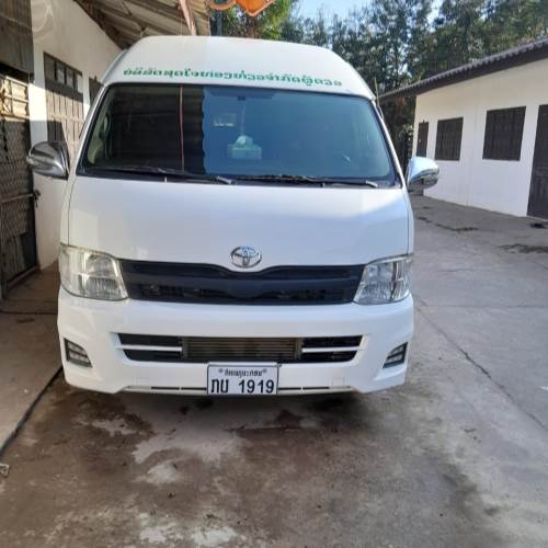 조인밴 방비엥에서 비엔티안 정기밴 9시 12시 14시 16시 출발