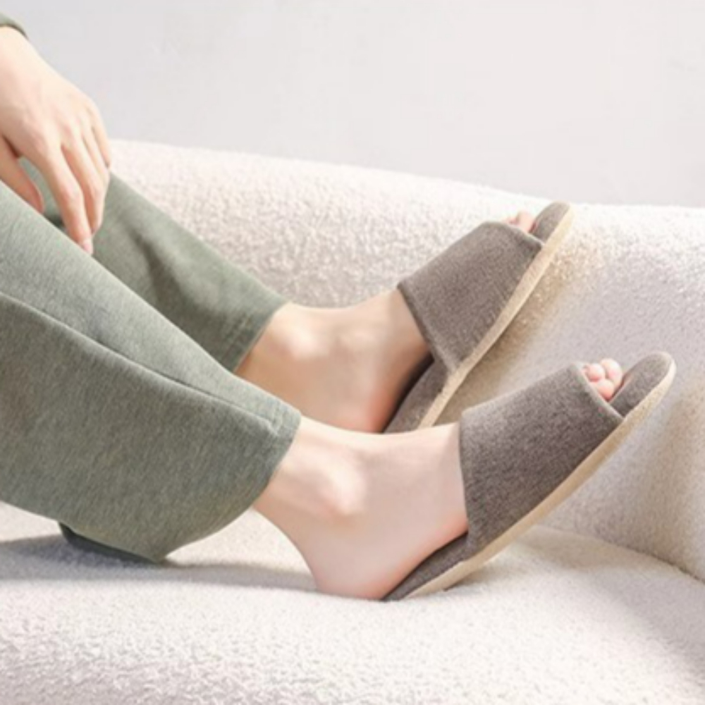 층간 소음방지 실내화 무소음 거실화 실내 미끄럼 방지 슬리퍼 집들이선물