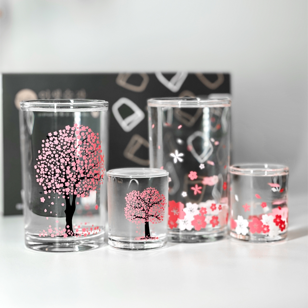 꽃피는 벚꽃 봄꽃 소주잔 맥주잔 4p 세트 집들이선물 변색 변온 소맥 인생술잔