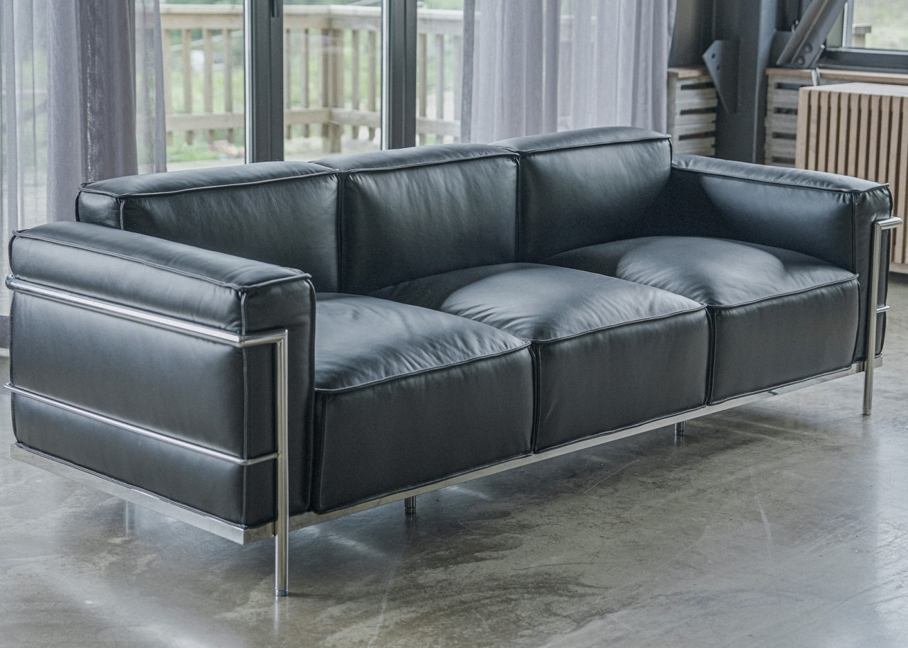 수아브 FLORA 르코르뷔지에 4인 통가죽 쇼파 LC3 천연 면피 가죽소파